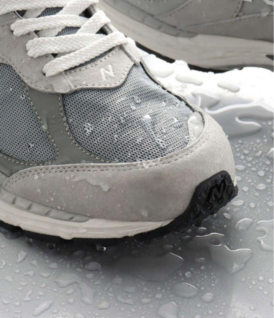 スニーカー New Balance M2002RXJ