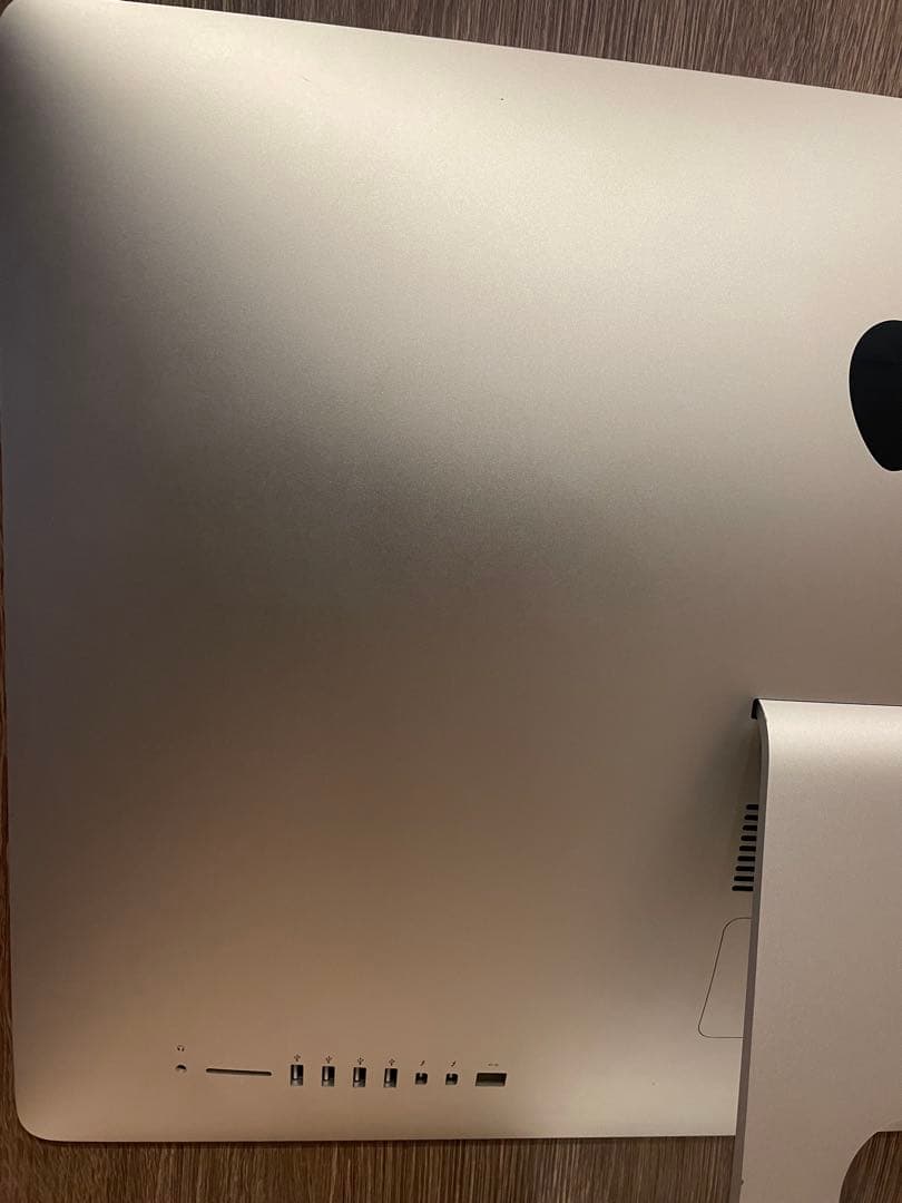 iMac 27 i5 24GB 128GB 1TB HHD retina5k￼