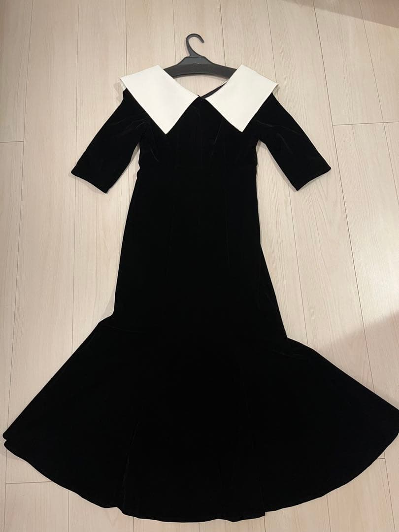 【美品】Leja Sアシンメトリービッグカラー ベロア マーメイドドレス 結婚式