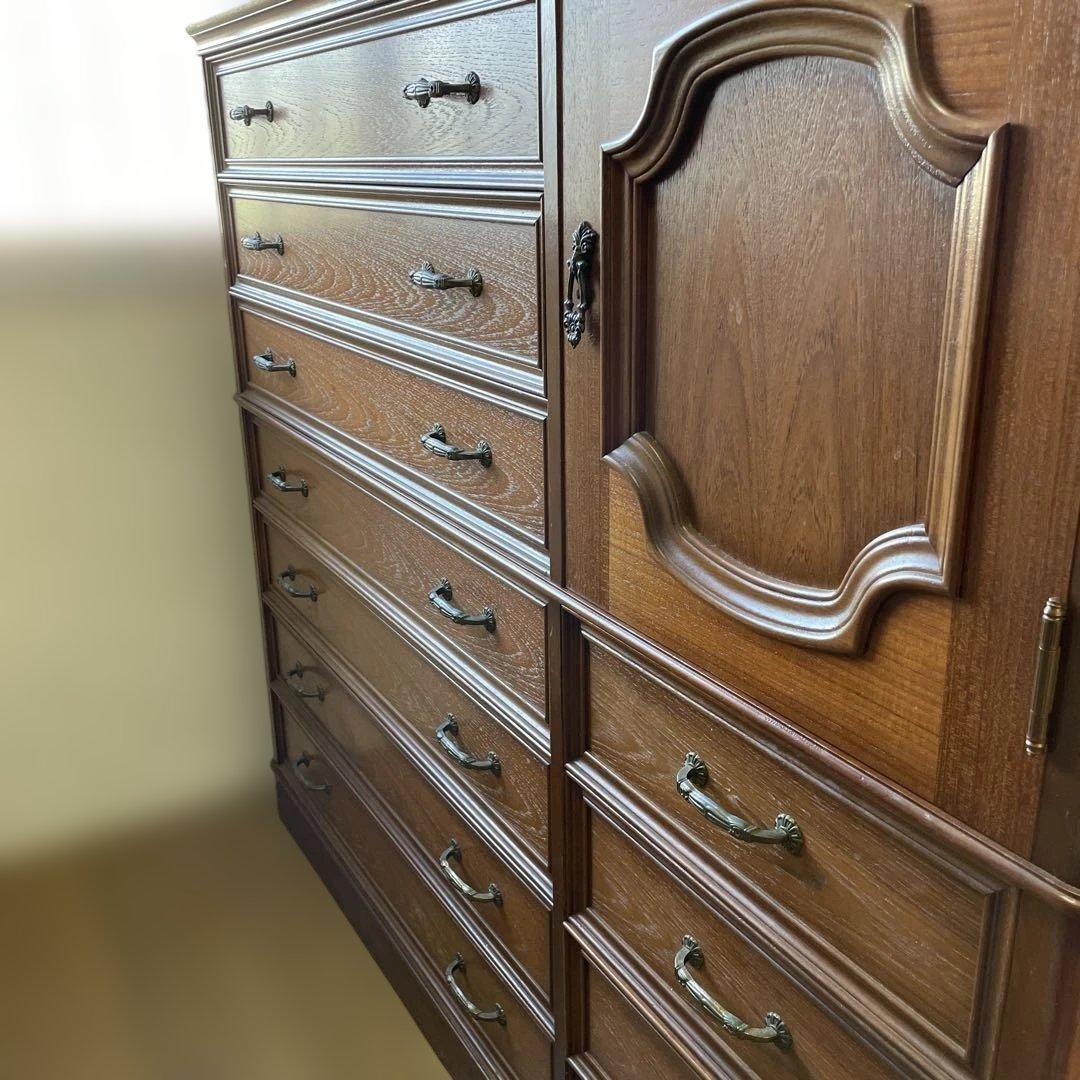 アンティーク家具　木製　レトロ　チェスト　洋服箪笥　収納