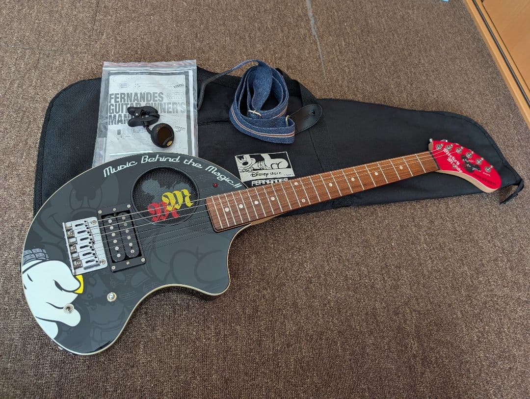 ディズニーストア200台限定　Fernandes zo-3 エレキギター