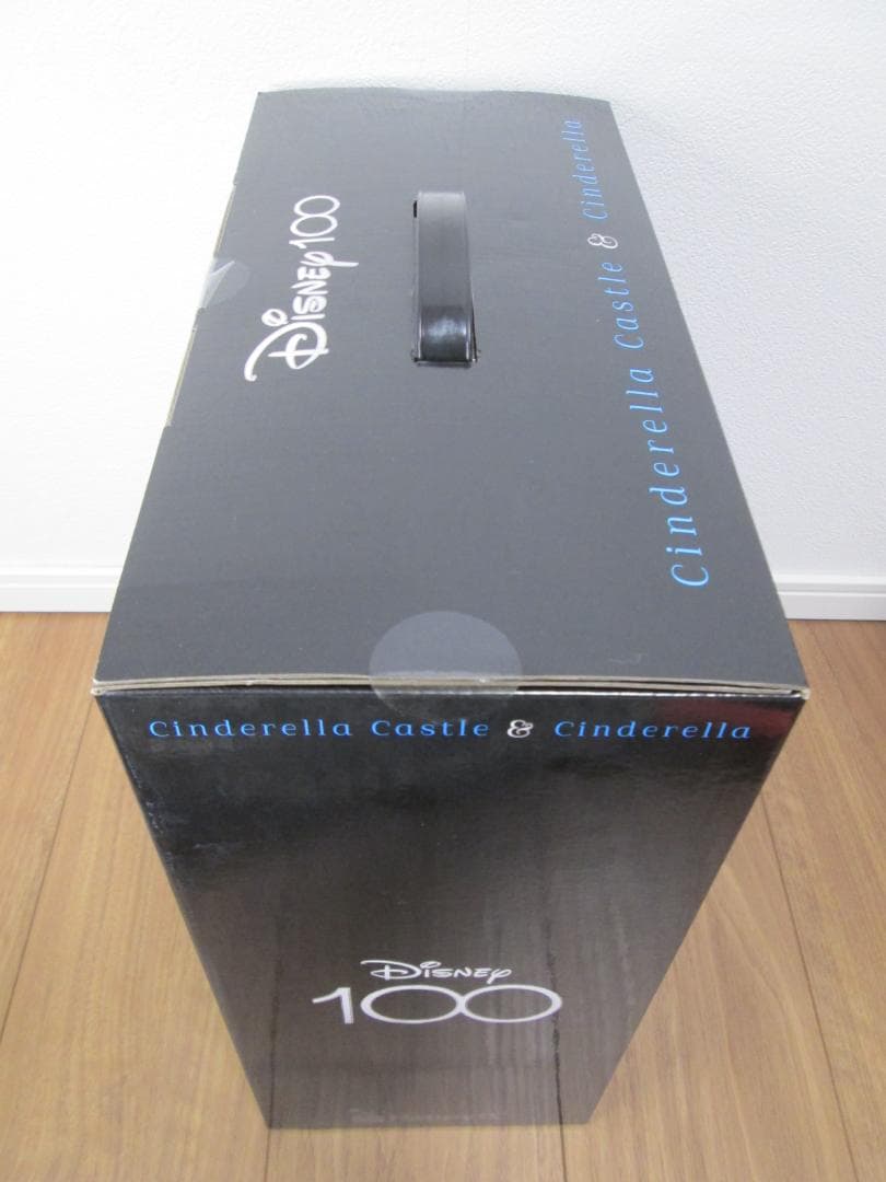 Happyくじ ディズニー 100 A賞 シンデレラ城＆シンデレラ フィギュア