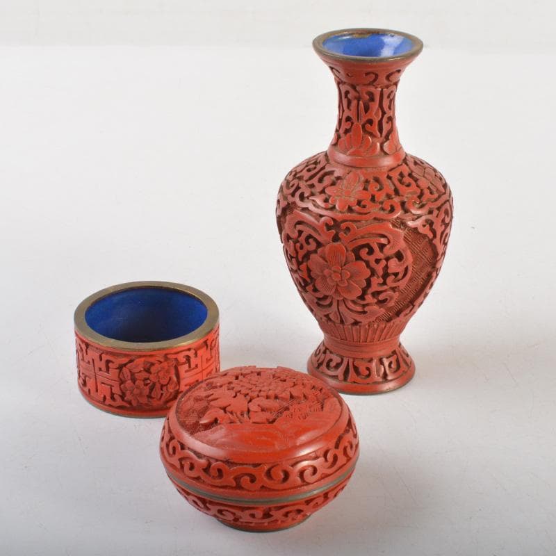 中国　剔紅　堆朱　内七宝　花文瓶　蓋物など　3点まとめて　V　6260