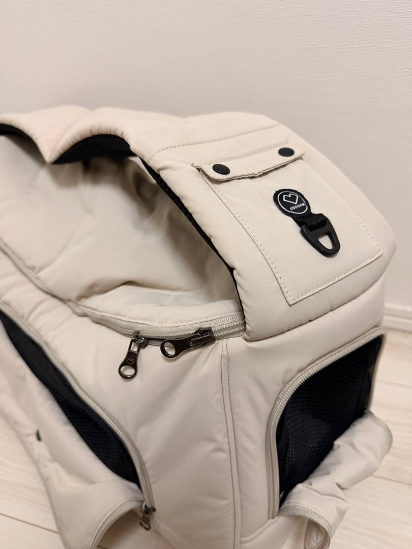 お値下げ！SSOOOK SLINGBAG(バッグ右）タグ付き　ベージュ L右