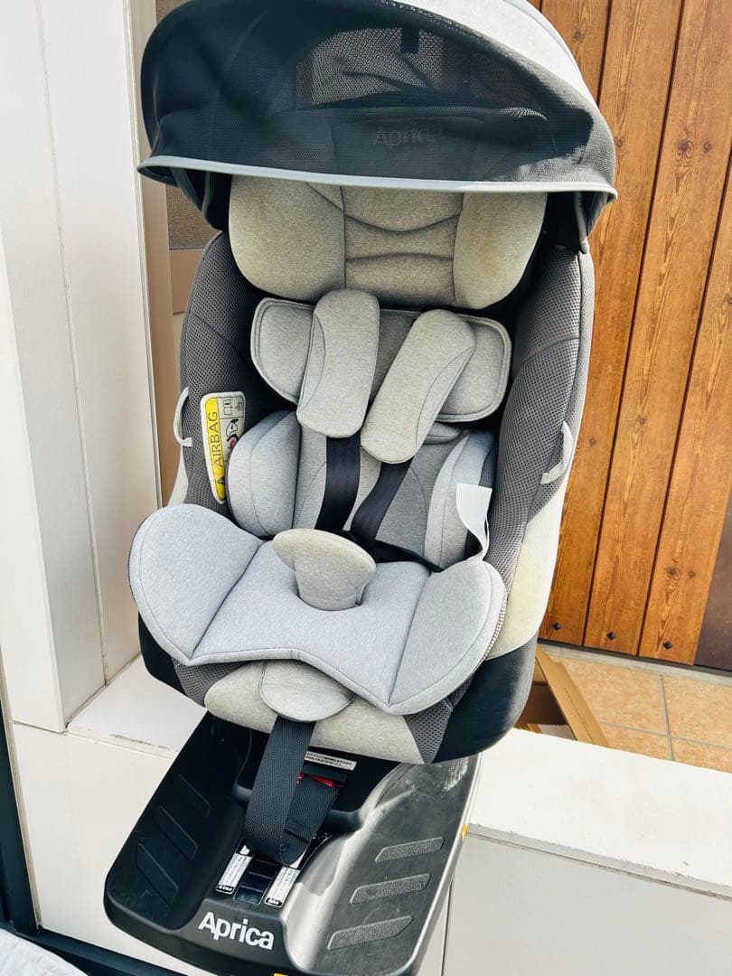 チャイルドシート　クルリラAC