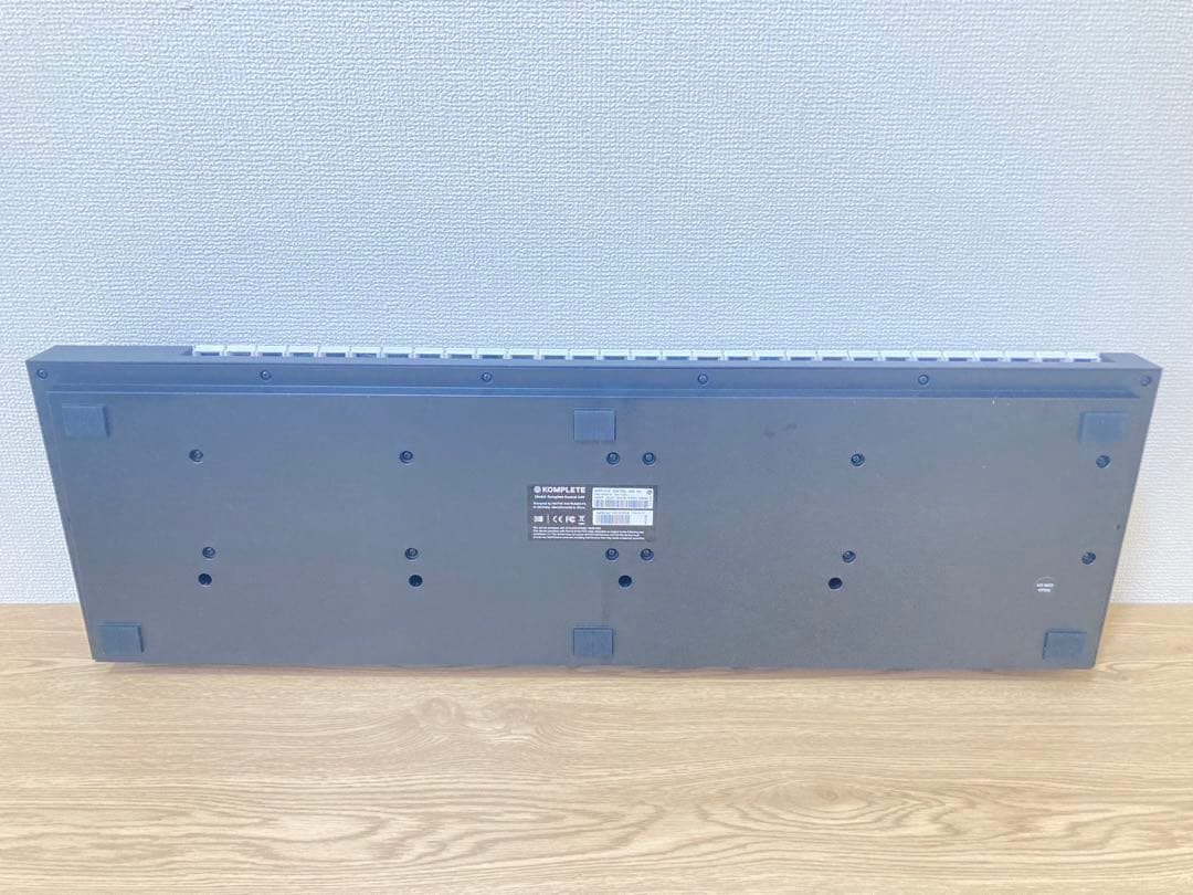 ☆超大人気商品！！ KOMPLETE KONTROL A49 MIDIキーボード