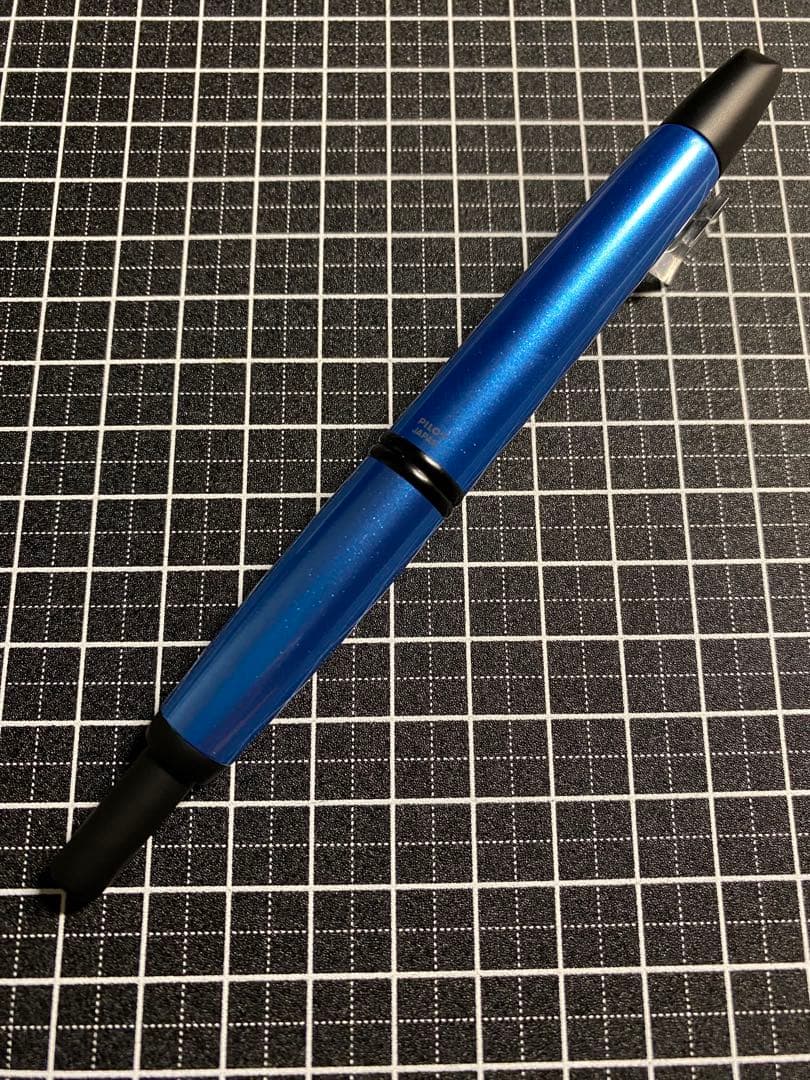 PILOT CAPLESS lic-Blue 万年筆　字幅M