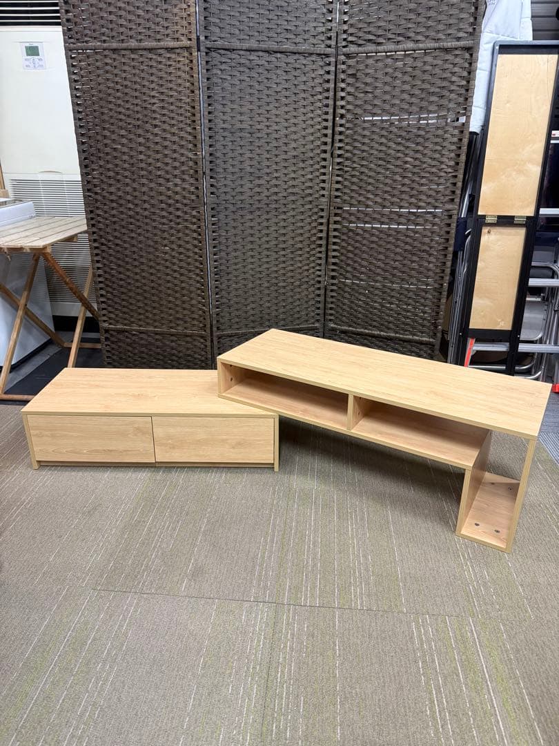 【美品】【洗浄消毒作業済】伸縮式テレビボード　テレビ台　TVボード