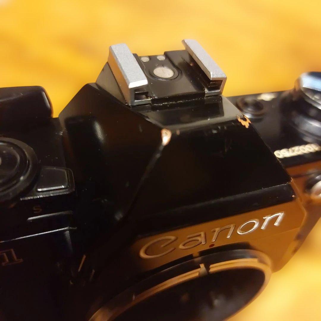 Canon AE-1 一眼レフカメラ 35mmフィルム