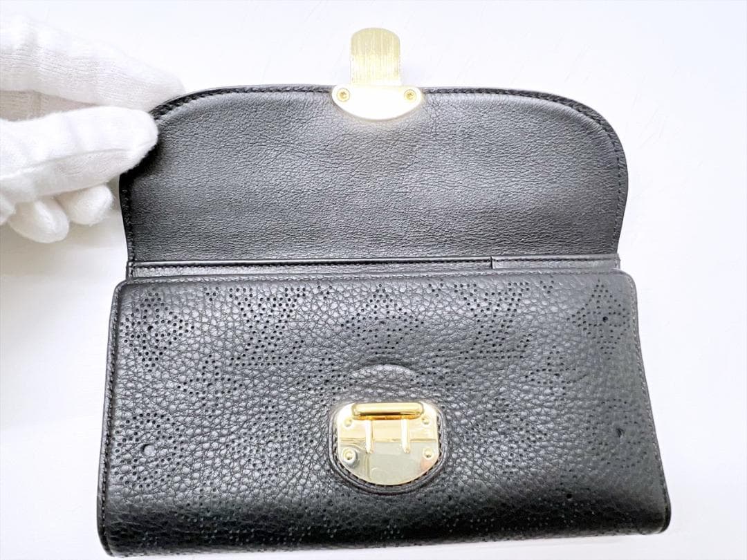 美品　ルイヴィトン　マヒナ　ポルフォイユ　アメリア　三つ折り長財布　M95549