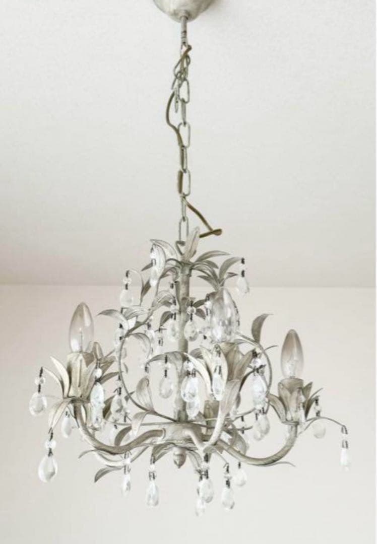 ローラアシュレイ　シャンデリア　５灯