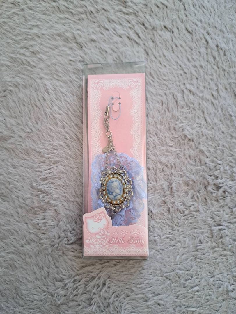 レア　平成レトロ　ハローキティ　カメオ　チャーム　ストラップ