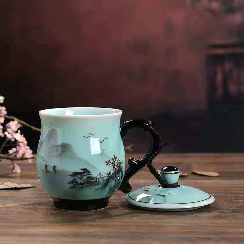 景徳鎮の陶磁器を手作りする