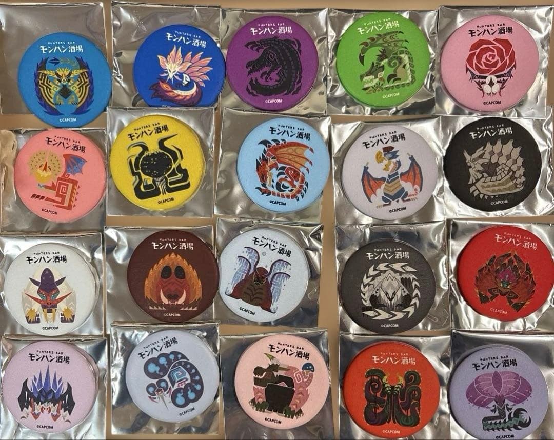 モンハン酒場　モンスターハンターワイルズ　缶バッジ　ゴアマガラ　タマミツネ