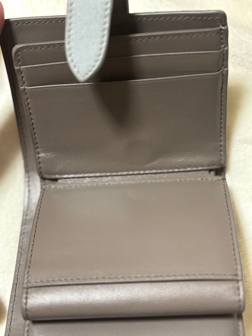 セリーヌ　二つ折り財布