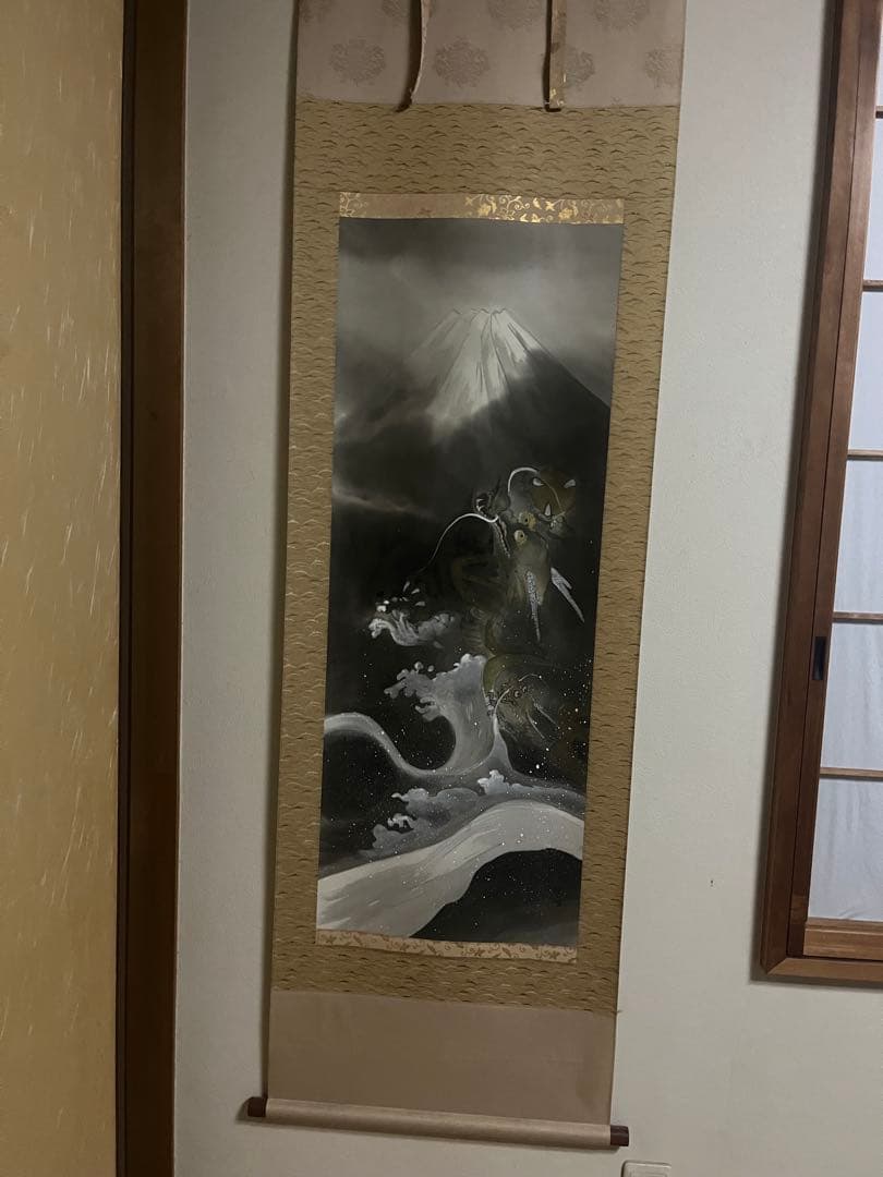 富士山と波のモノクロ掛軸