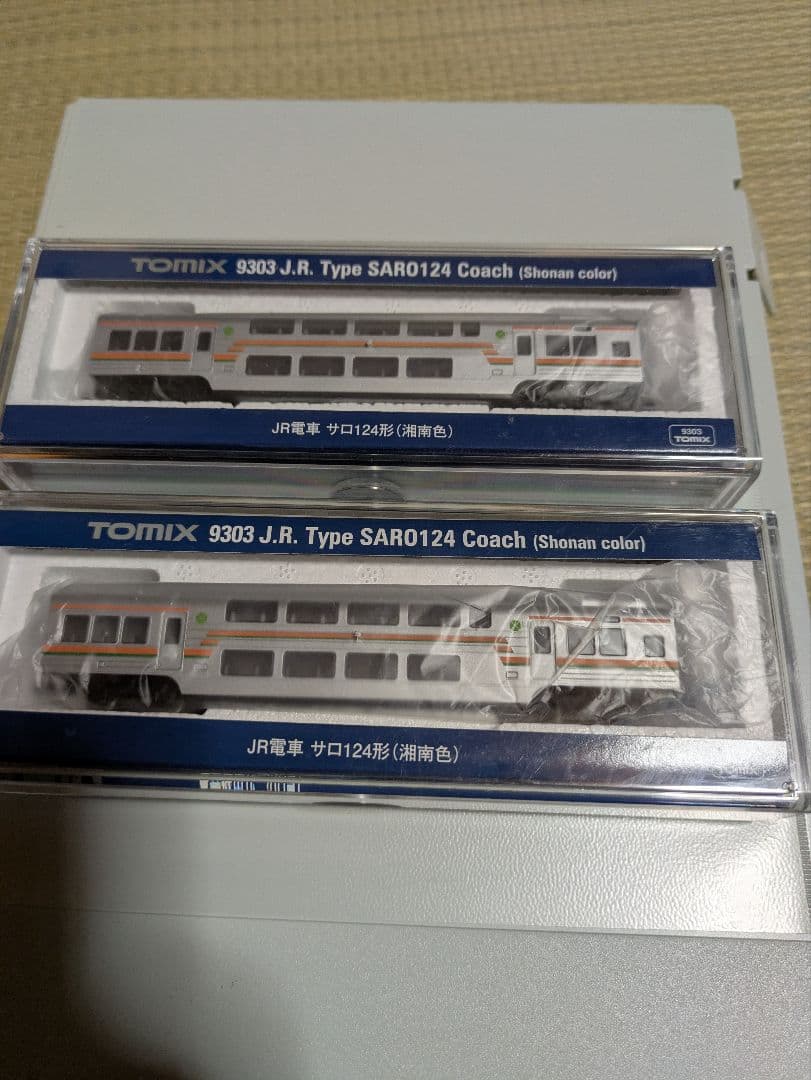 サロ124形　湘南色