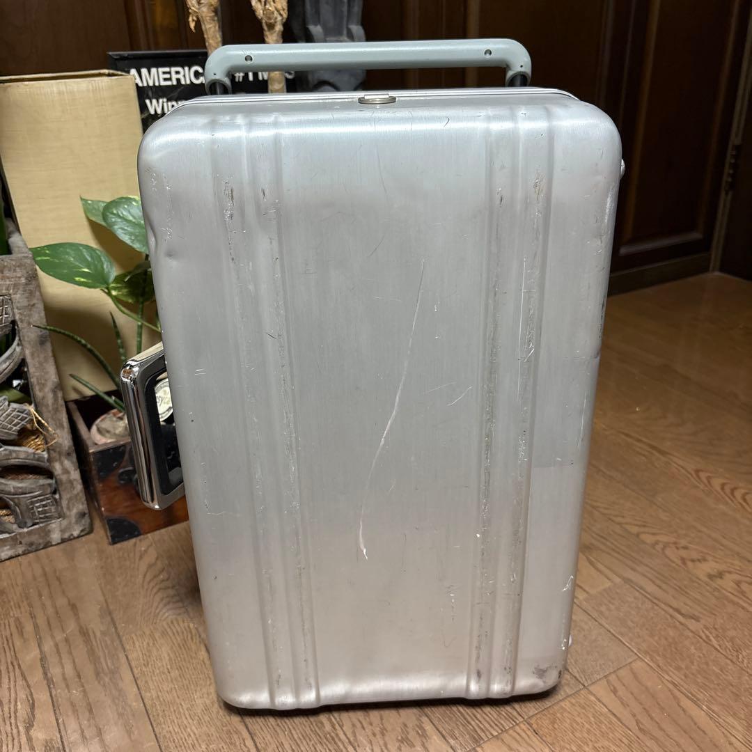 ゼロハリバートン　機内持込可能　アルミ製キャリーケース　トロリー　ビンテージ