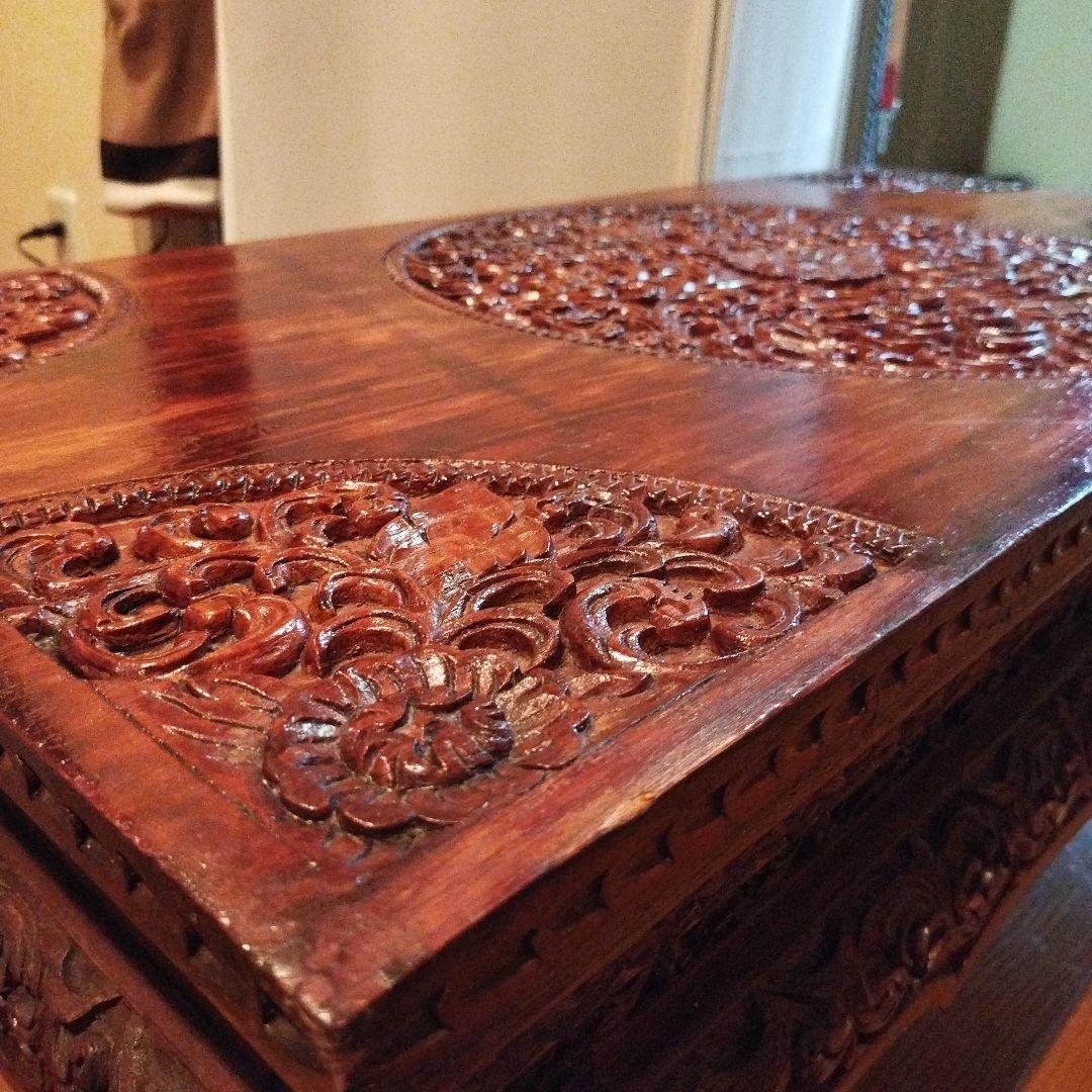 アンティーク家具　彫刻　机