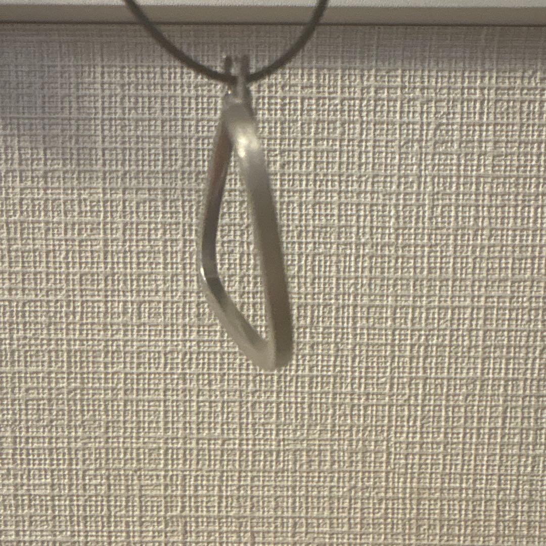 ウノアエレ 【UNOAERRE】K18WGホワイトゴールド フープピアス