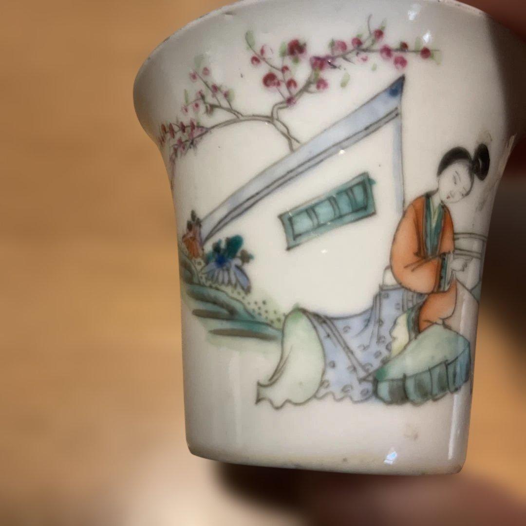 中国民国時代の手描き茶碗 女性と風景の絵柄