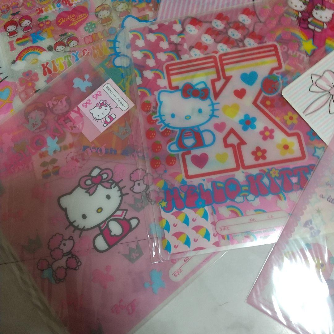 新品　ハローキティ　下敷き　ノート　セット