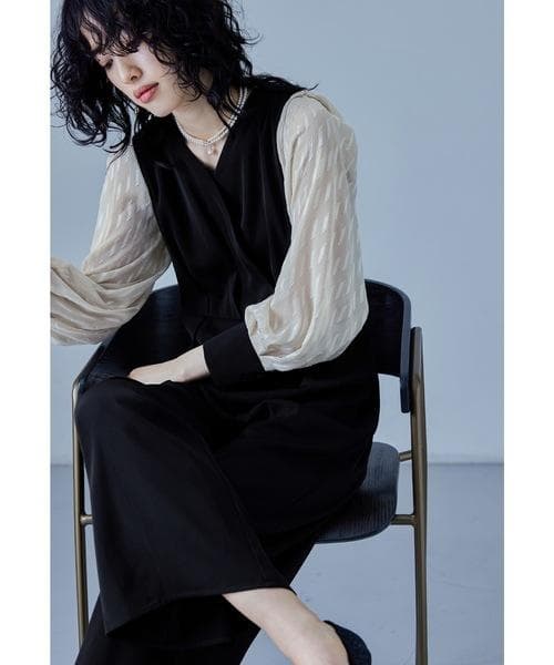 美品 niana ニアナ パンツドレス オールインワン M パーティー お呼ばれ