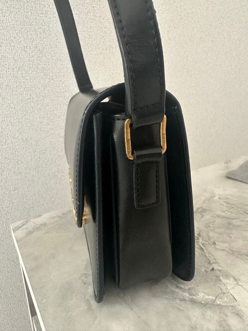 koro  CELINE ブラック ショルダーバッグ