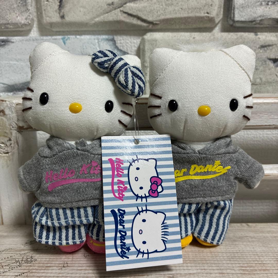 ハローキティ　ダニエル　マスコットキーホルダー