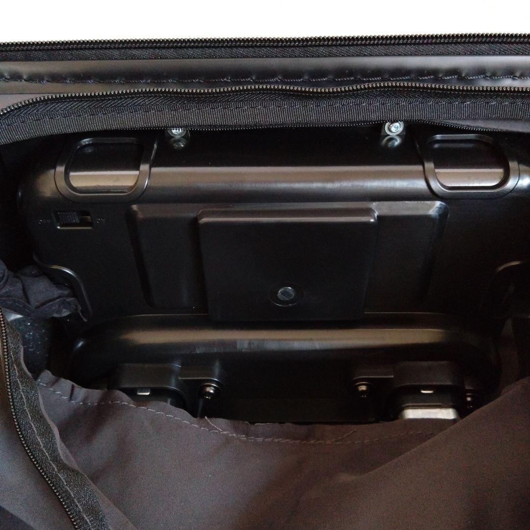 TRAVELMOREbluesmartキャリーケース充電機能遠隔ロック海外旅行