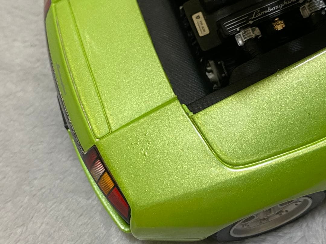 ミニカー Maisto Lamborghini Murcielago 1/18