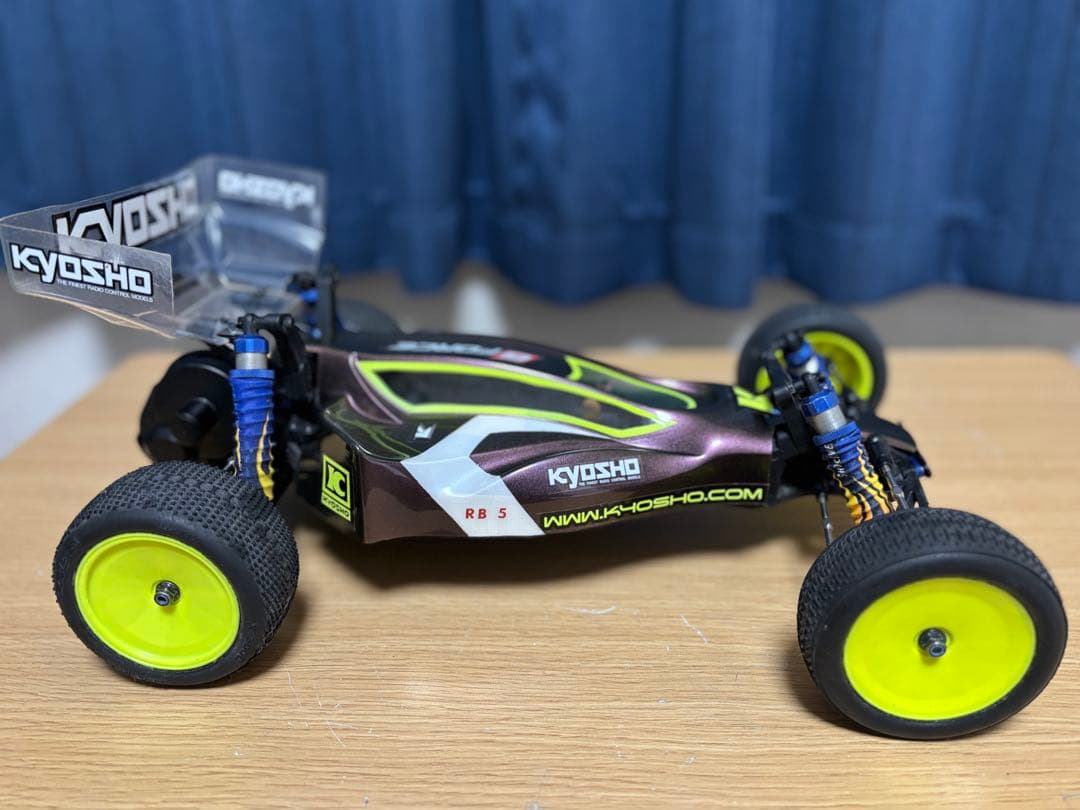 亮*様 京商1:10アルティマ RB5 2WD レーシングバギー