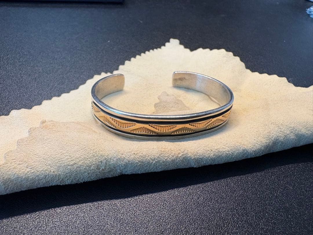 ブルースモーガン　バングル