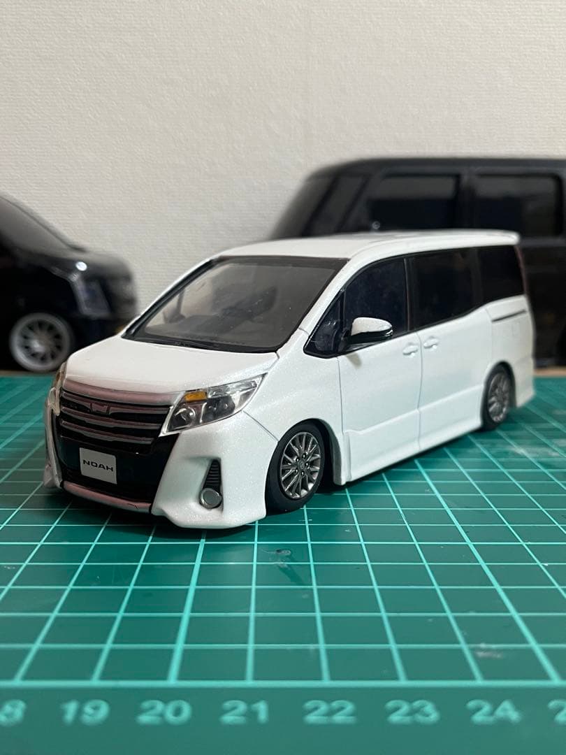 トヨタ80ノア　ミニカー　非売品