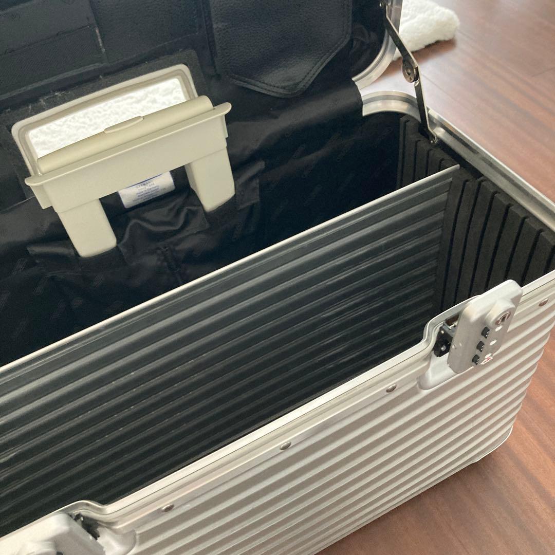 RIMOWA アルミニウム キャリーケース 37L パイロット2輪　廃盤レア商品