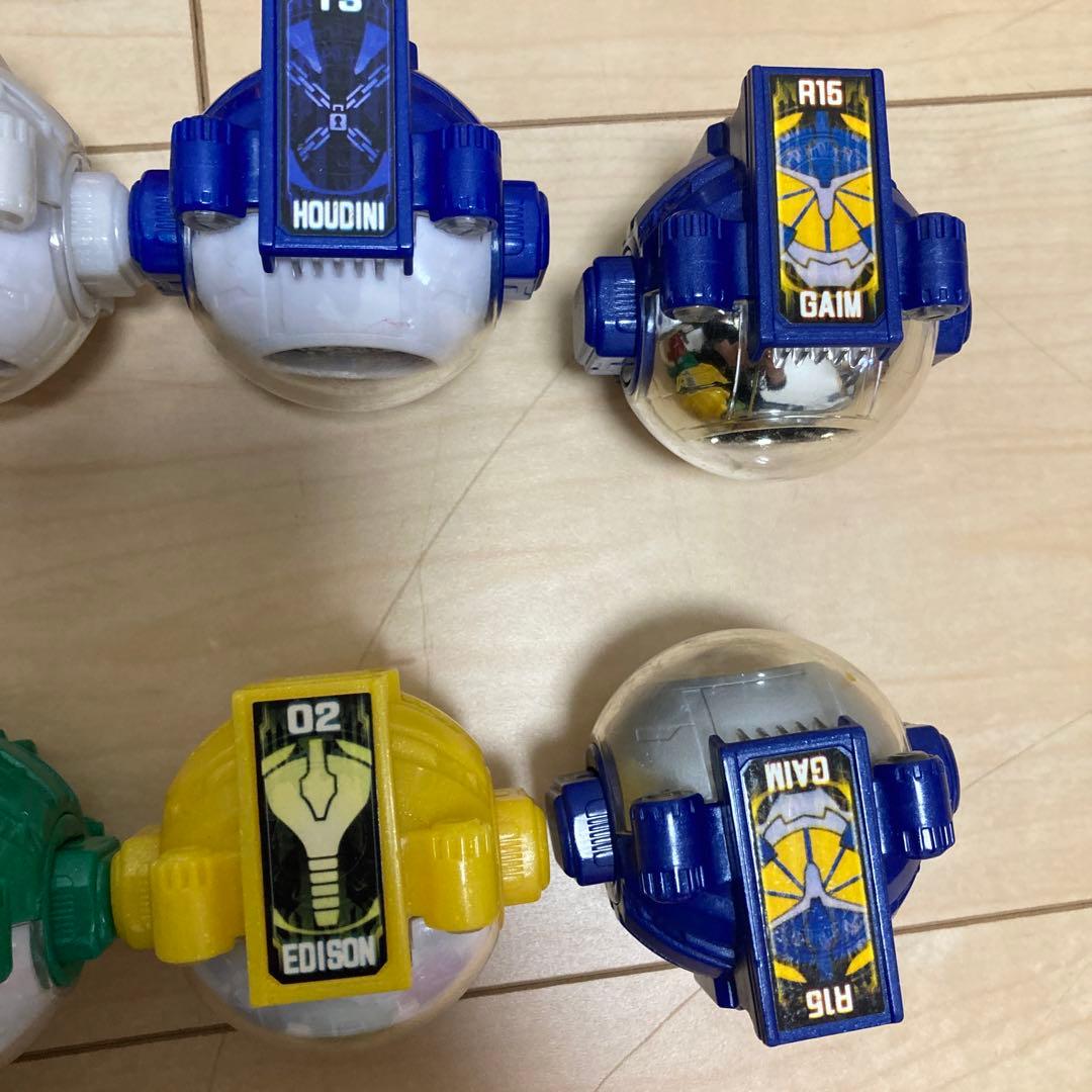 仮面ライダーベルトとアイコンセット　中古品