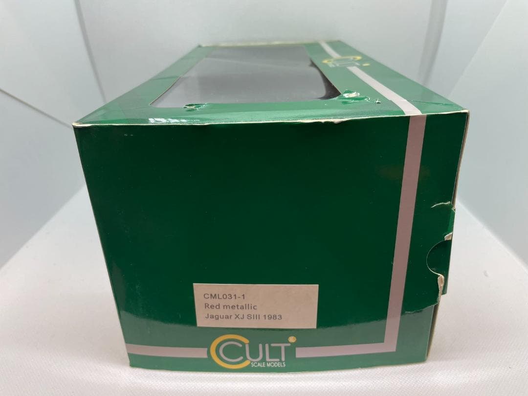104-032 Cult 1/18 ジャガー XJ SIII 1983