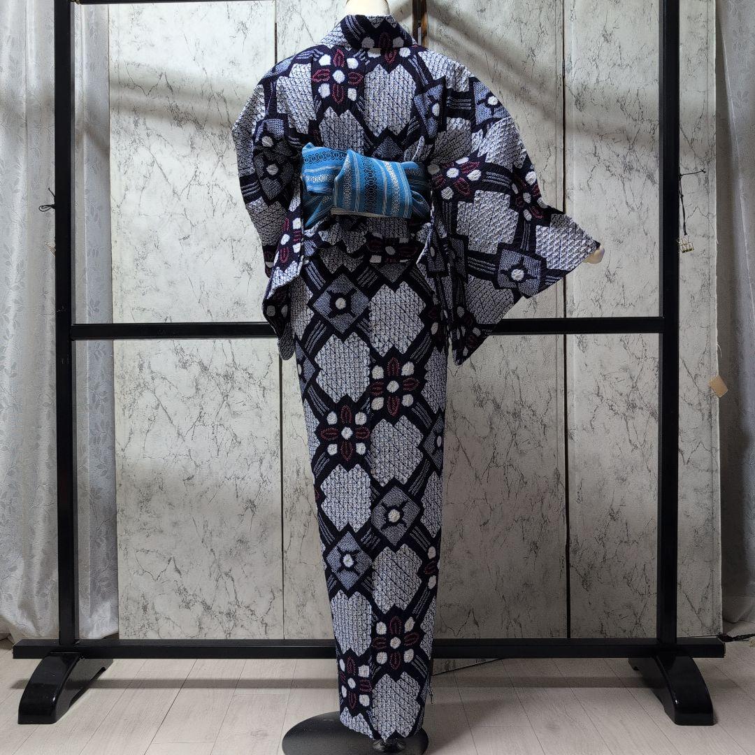 濱文子様ご購入高級有松絞り　肩当て居敷き当て付き　一部しつけ糸有り美品