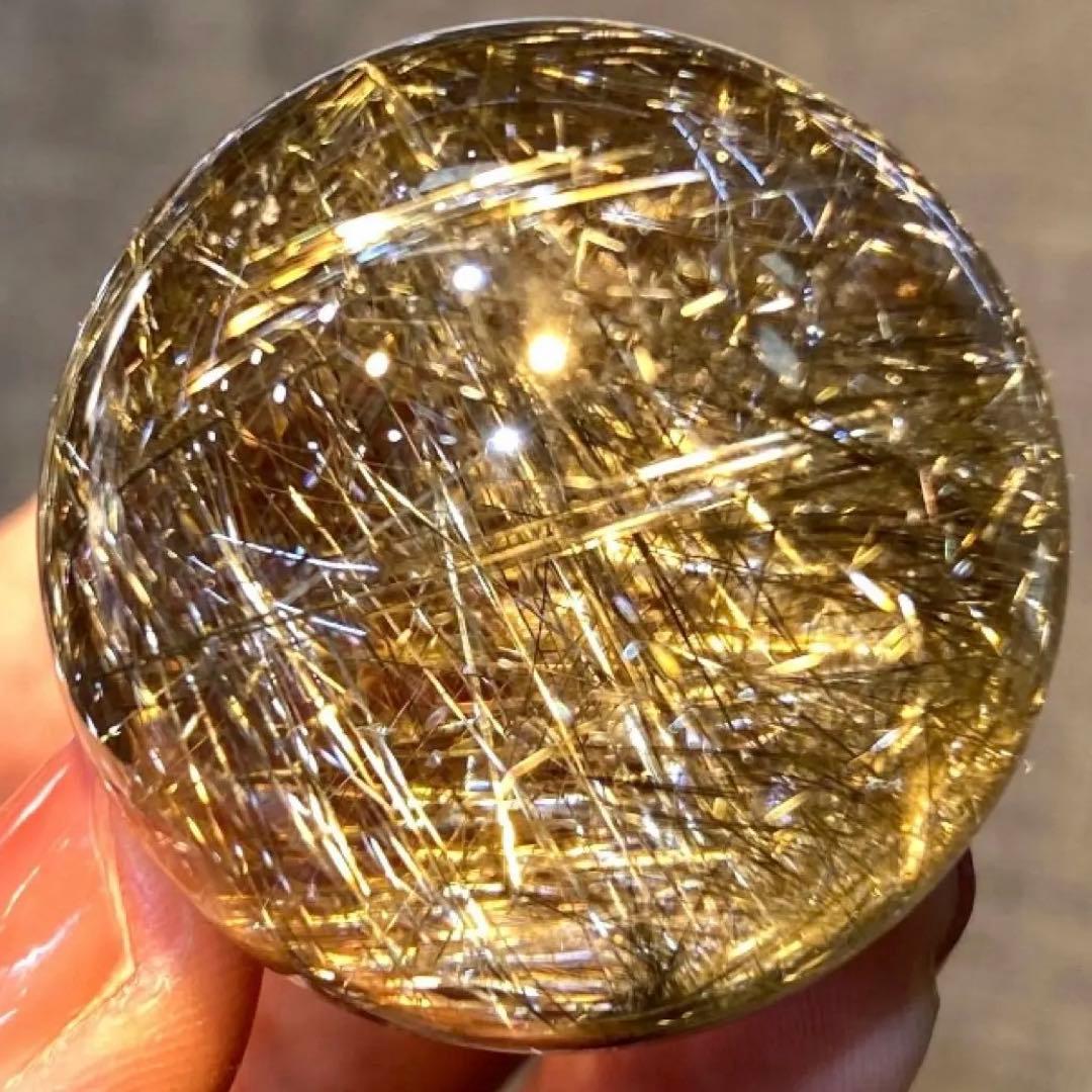 超絶綺麗✨34mm ゴールドルチルクォーツ　丸玉スフィア　金針水晶