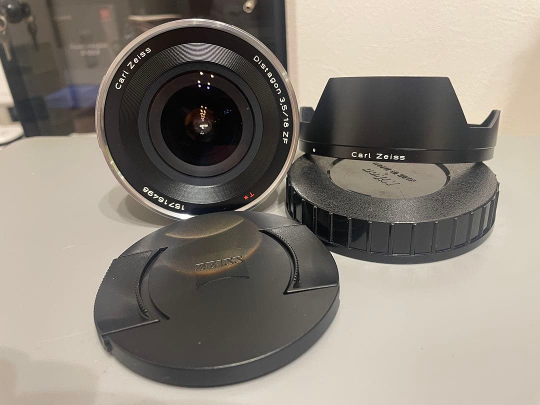 Carl Zeiss Distagon T* 3.5/18 ZF カールツァイス