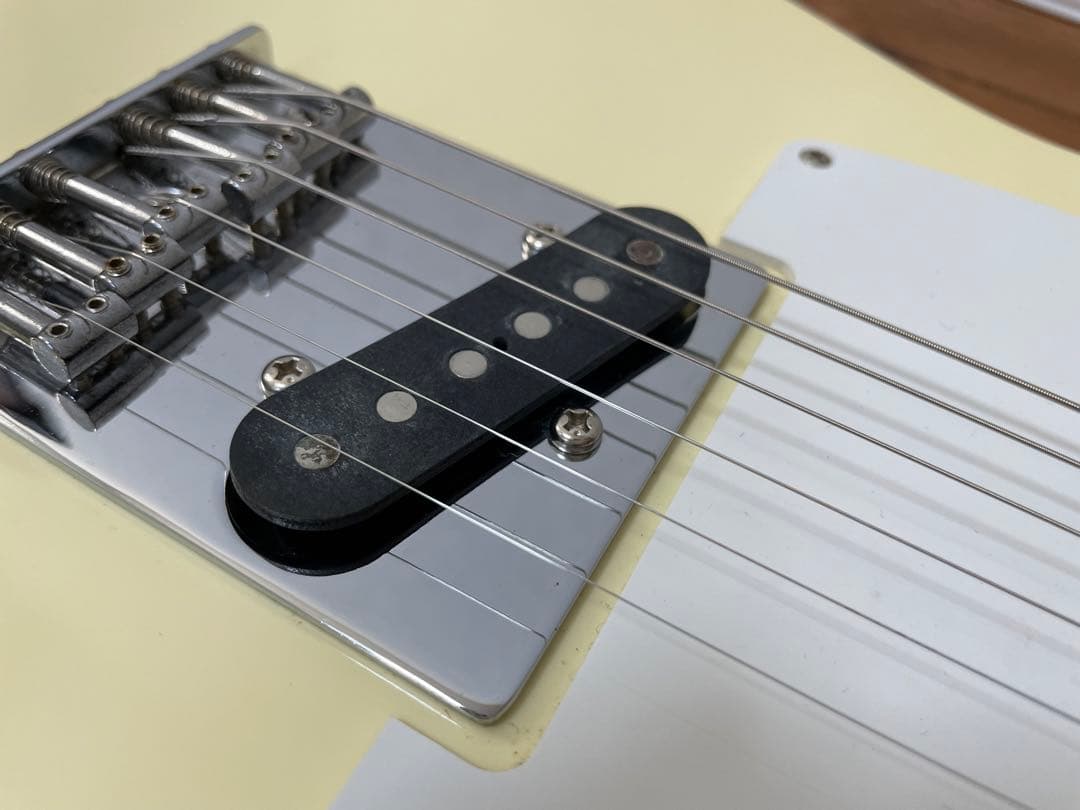 Fender Japan テレキャスター　Rシリアル　アイボリー　フェンダー