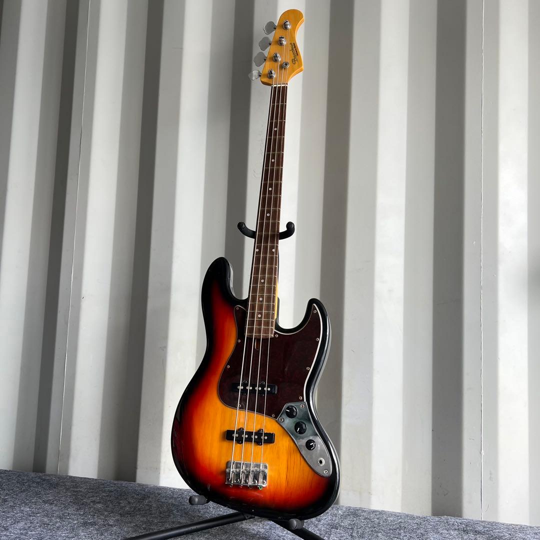 C35激安早い者勝ち✨　Bacchus エレキベース BJB-400R 初心者