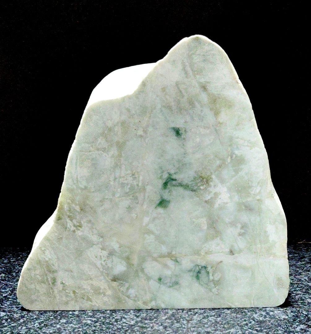 ムイムイ★翡翠原石★糸魚川硬玉【小滝・転石・切り出し①799ｇ】