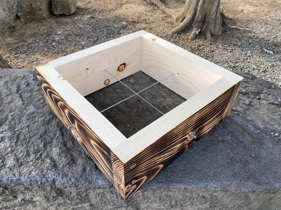 日本蜜蜂重箱式巣箱３段【巣落下防止ワイヤー着脱式】完成品 送料込