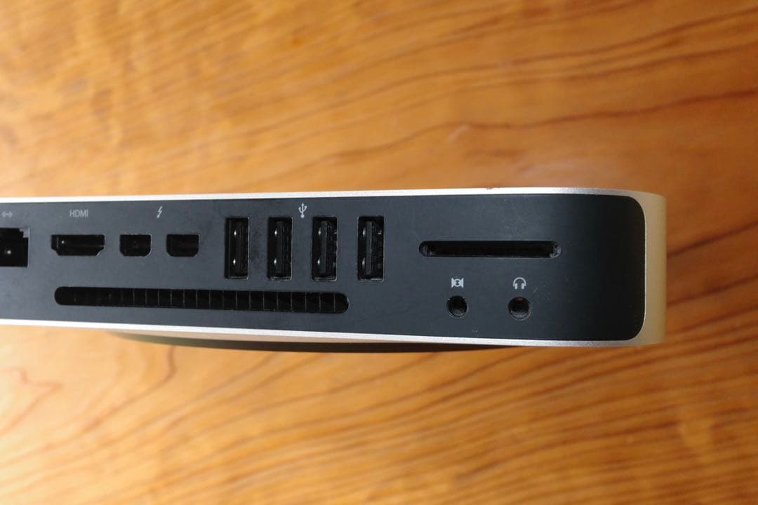 Apple Mac mini (2014) 本体 + おまけ