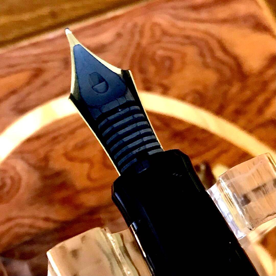 ☆ほぼ新品☆最極上品☆素晴らしいパイロットカスタム845漆万年筆(M)