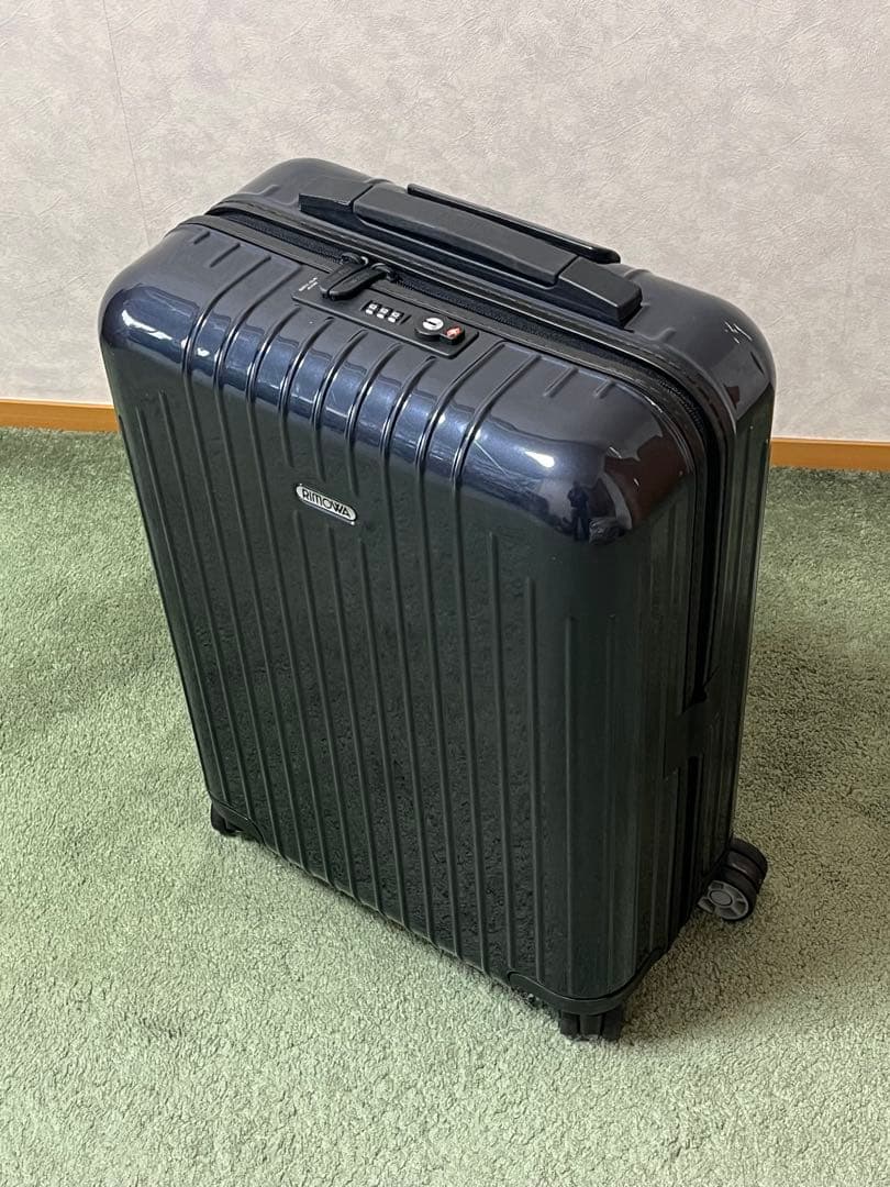 人気モデル　リモワ サルサエアー 34L 4輪 機内持ち込み可能　美品　正規品