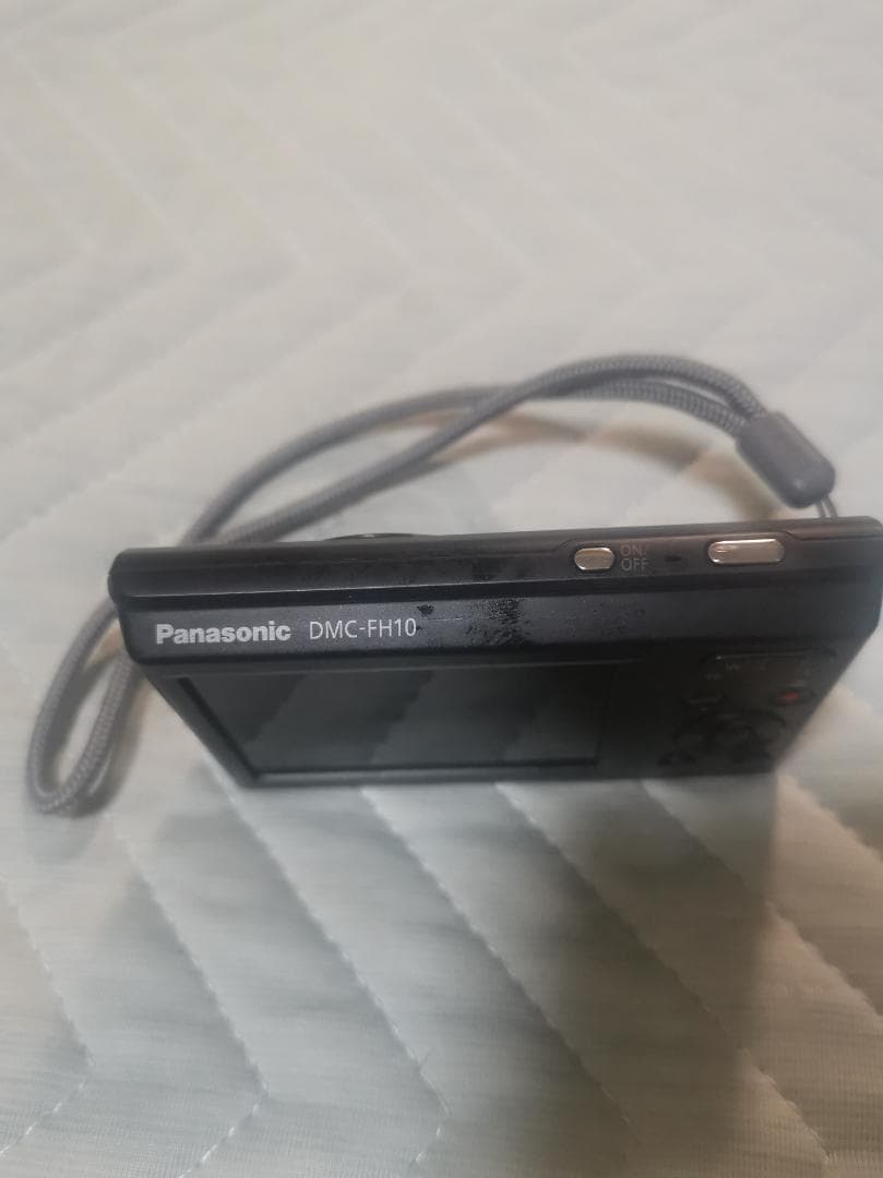 Panasonic LUMIX DMC-FH10-K（ブラック）