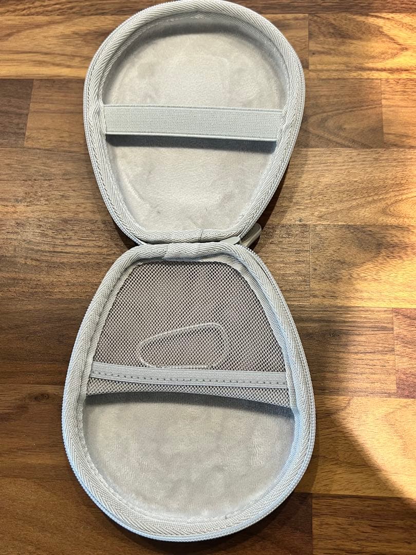 ソニー（SONY）　REON POCKET5　ケース付　レオンポケット