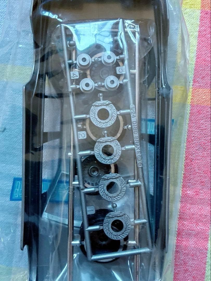 限定品 当時モノ 1/24 メルセデス E190 EV2 ベルリン2000